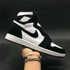Hypeyourbeast Jordan 1 High OG