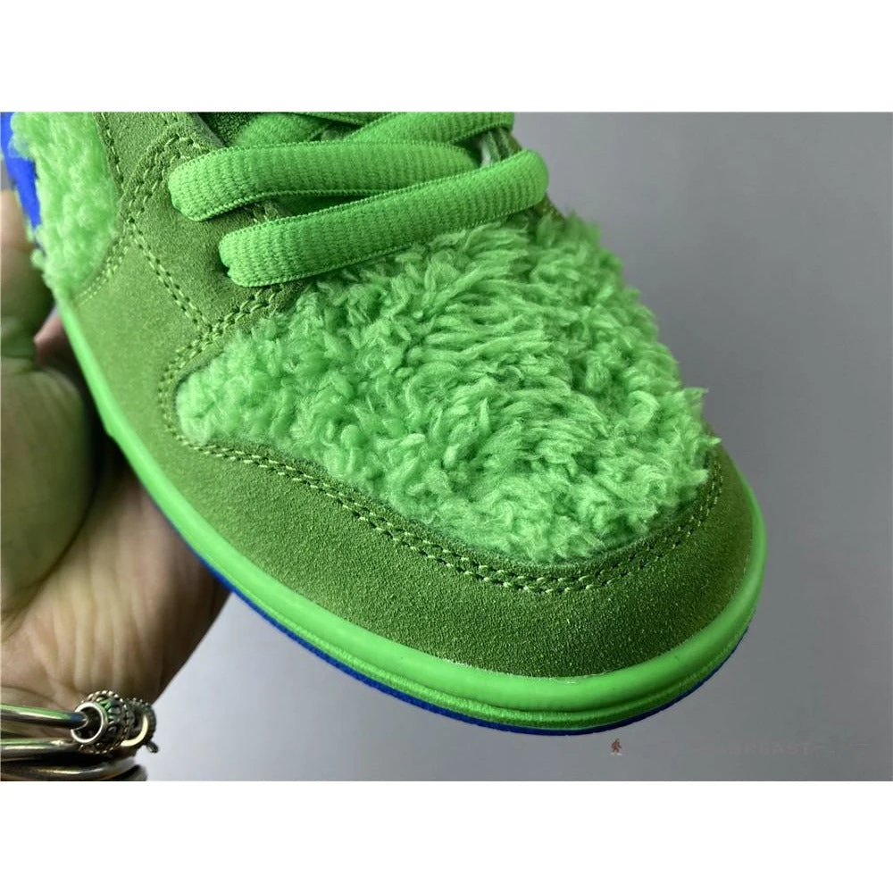 Hypeyourbeast Nike SB Dunk Low X Grateful Dead Green Bear 19 Hypeyourbeast Nike SB Dunk Low X Grateful Dead Green Bear