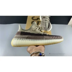 HypeYourBeast Adidas Yeezy Boost 350 V2 'Zyon' 36 HypeYourBeast Adidas Yeezy Boost 350 V2 'Zyon'