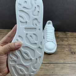 HypeYourBeast Alexander McQueen White / Gold