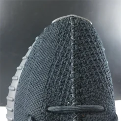 Hypeyourbeast Adidas Yeezy Boost 350 V2 Supply Bred 32 Hypeyourbeast Adidas Yeezy Boost 350 V2 Supply Bred