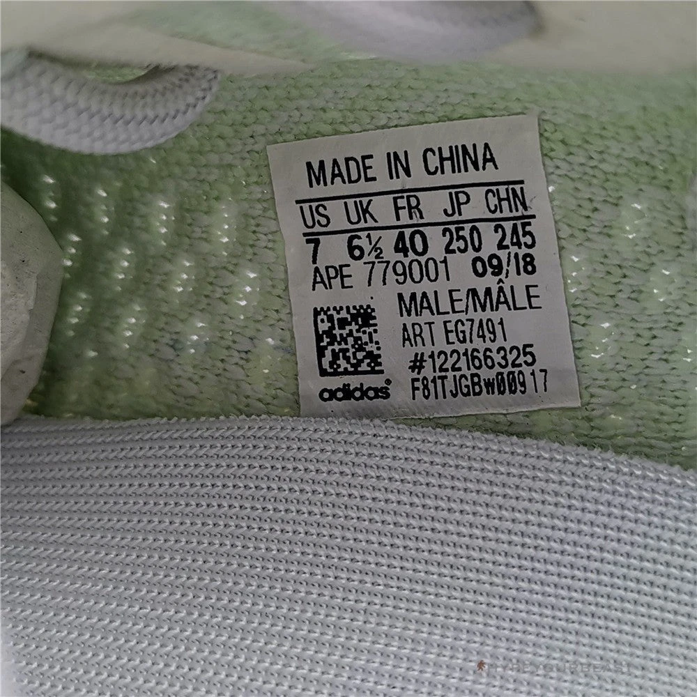 Hypeyourbeast Adidas Yeezy Boost 350 V2 'Hyperspace' 17 Hypeyourbeast Adidas Yeezy Boost 350 V2 'Hyperspace'