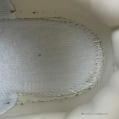 HypeYourBeast Off White X Nike Dunk Low 'Dear Summer - 04/50' 32 HypeYourBeast Off White X Nike Dunk Low 'Dear Summer - 04/50'