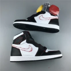 HypeYourBeast Air Jordan 1 Retro High OG 'Defiant'