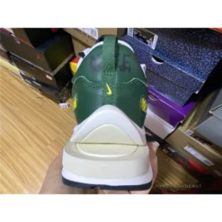 Hypeyourbeast Sacai X Nike Pegasus Vaporfly Green 30 Hypeyourbeast Sacai X Nike Pegasus Vaporfly Green