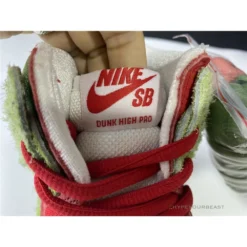 Hypeyourbeast Nike Sb Dunk High 'Strawberry Cough' 38 Hypeyourbeast Nike Sb Dunk High 'Strawberry Cough'