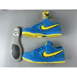Hypeyourbeast Nike SB Dunk Low X Grateful Dead Blue Bear