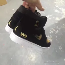 Hypeyourbeast Air Jordan 1 High 'OVO Gold / Black'