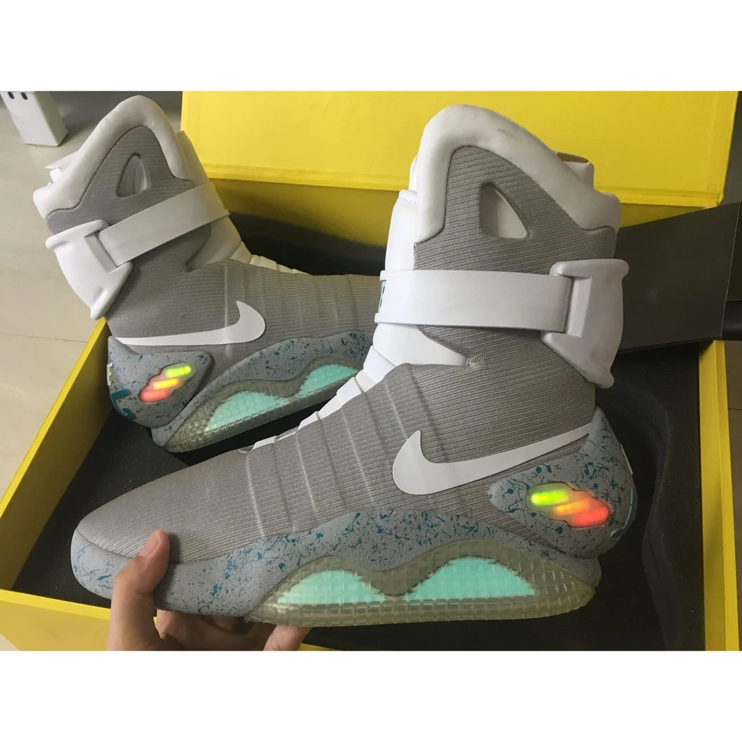 Hypeyourbeast Nike Air Mag 'Back To The Future' (NO AUTO-LACE) 1 Hypeyourbeast Nike Air Mag 'Back To The Future' (NO AUTO-LACE)